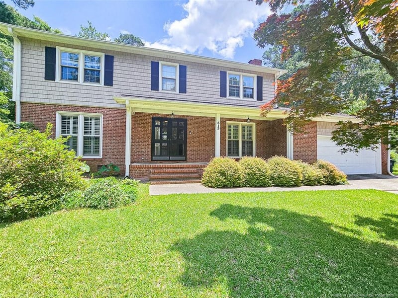 513 Edinburgh Dr, Fayetteville, NC 28303