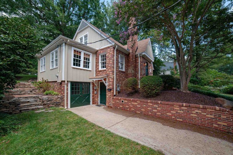 513 Gardner St, Raleigh, NC 27607