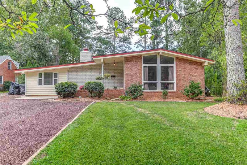 513 S Harrison Ave, Cary, NC 27511