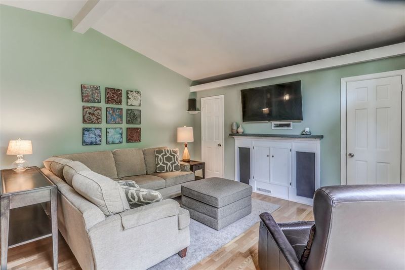 513 S Harrison Ave, Cary, NC 27511
