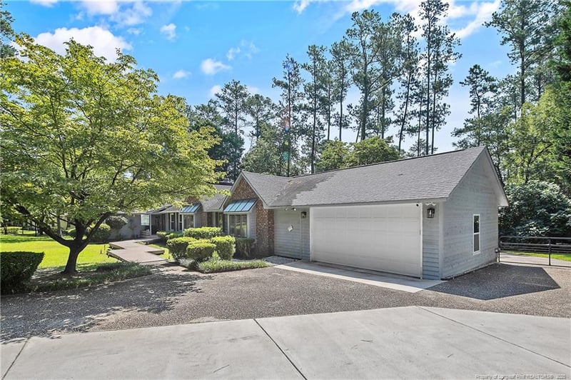 513 Hilliard Dr, Fayetteville, NC 28311