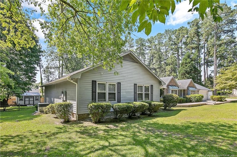 513 Hilliard Dr, Fayetteville, NC 28311