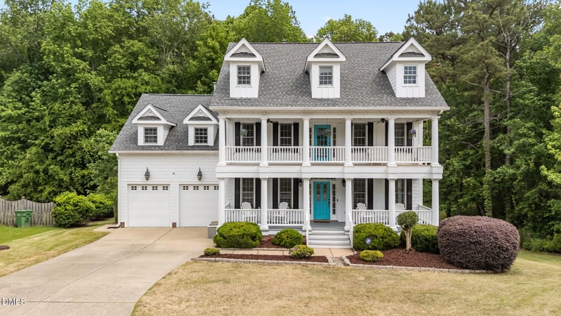 513 Lake Gaston Dr, Fuquay Varina, NC 27526