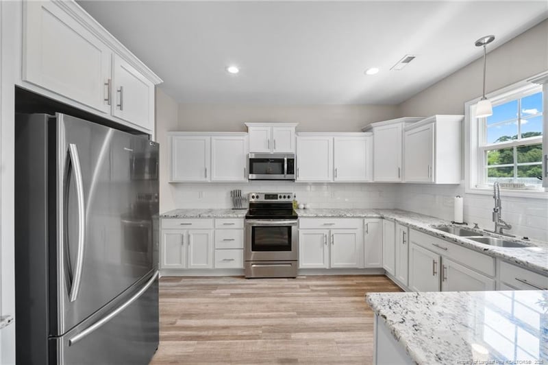 513 Loom Dr, Fayetteville, NC 28306