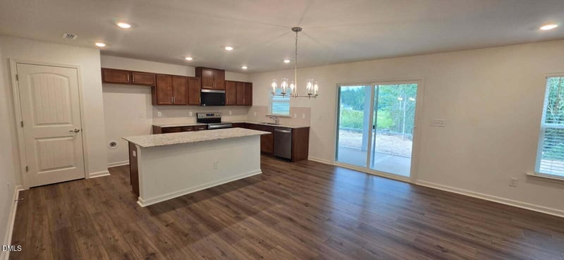 513 Matthew Mdw Ln, Lillington, NC 27546