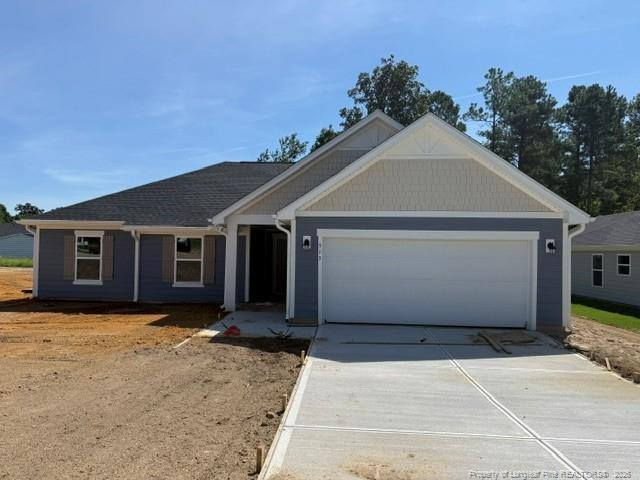 513 Matthew Meadow Ln, Lillington, NC 27546
