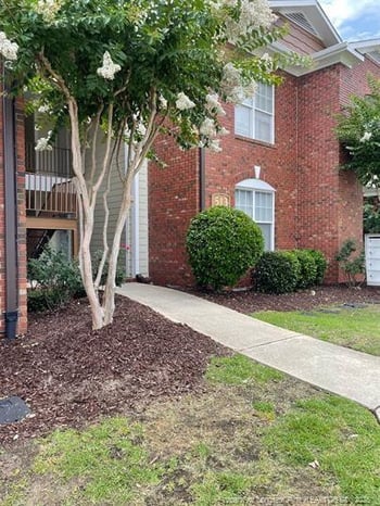 513 Meadowland Ct #10, Hope Mills, NC 28348