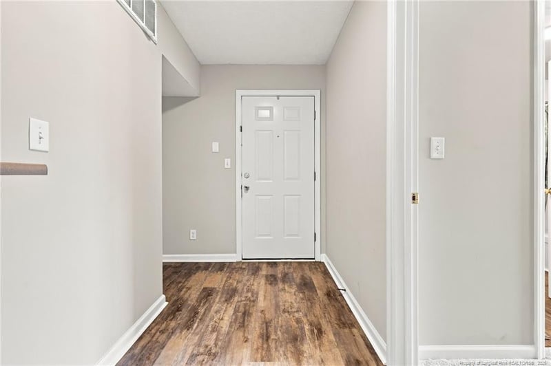 513 Meadowland Ct #8, Hope Mills, NC 28348
