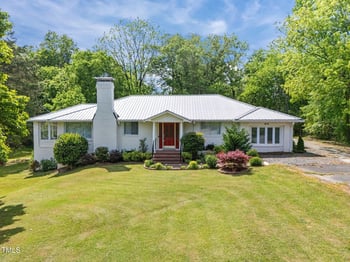 513 Nash St, Hillsborough, NC 27278