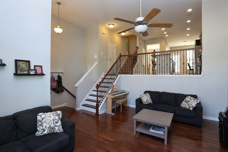 513 Old Mill Village Dr, Apex, NC 27502
