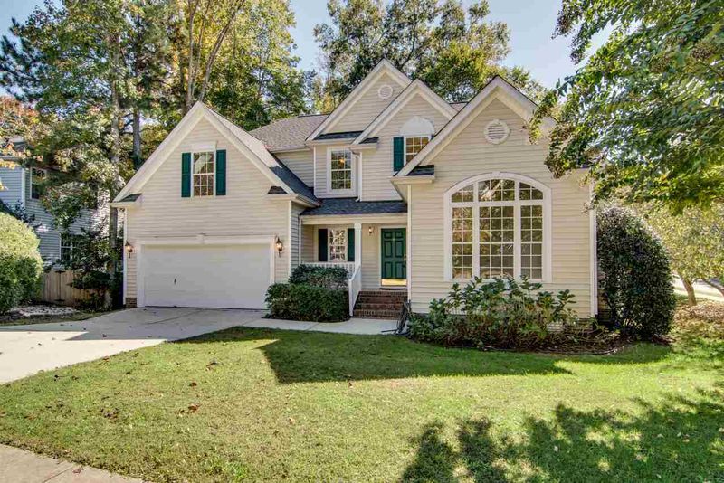 513 Palafox Dr, Chapel Hill, NC 27516