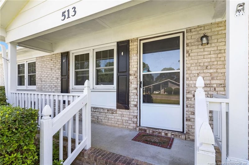 513 Platinum St, Fayetteville, NC 28311