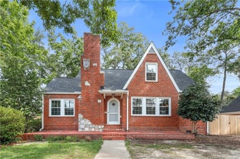 513 Raleigh St, Fuquay Varina, NC 27526