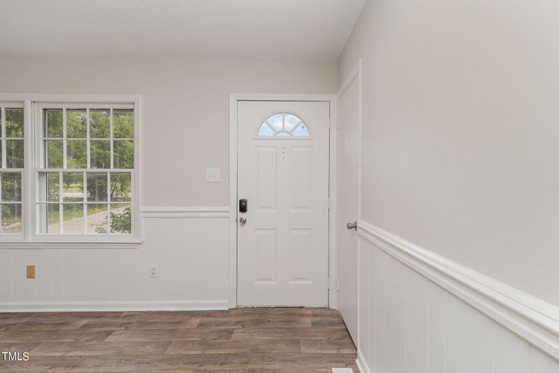 513 E Smithfield St, Angier, NC 27501