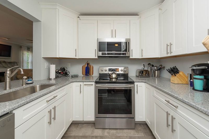 513 Springfork Dr #UN311, Cary, NC 27513