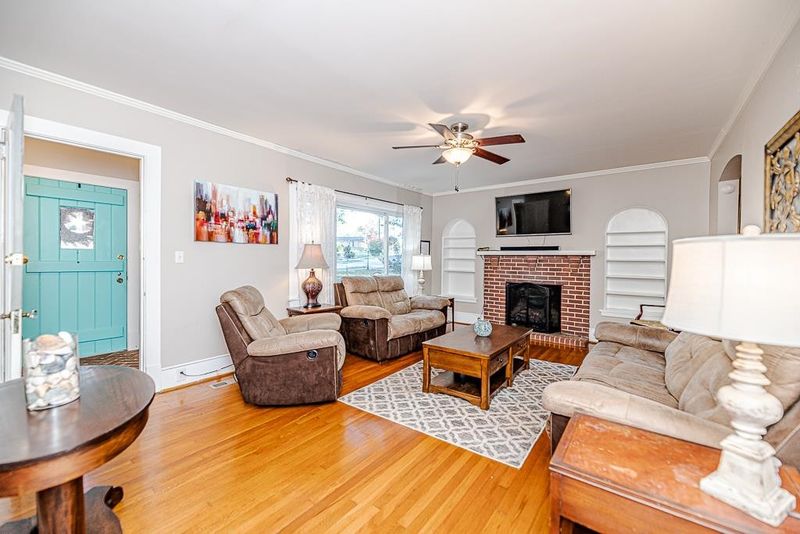 513 Summit Dr, Sanford, NC 27330