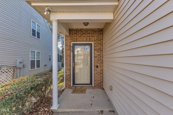 513 Woodson Dr, Clayton, NC 27527