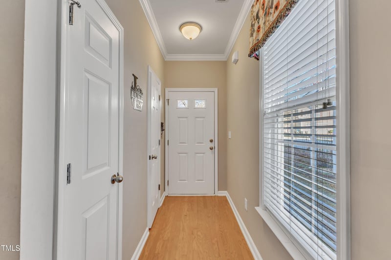 513 Woodson Dr, Clayton, NC 27527