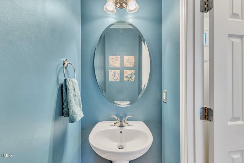 513 Woodson Dr, Clayton, NC 27527