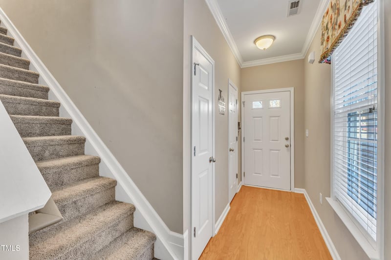 513 Woodson Dr, Clayton, NC 27527