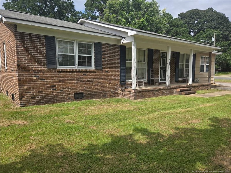 5130 Nance St, Fayetteville, NC 28304