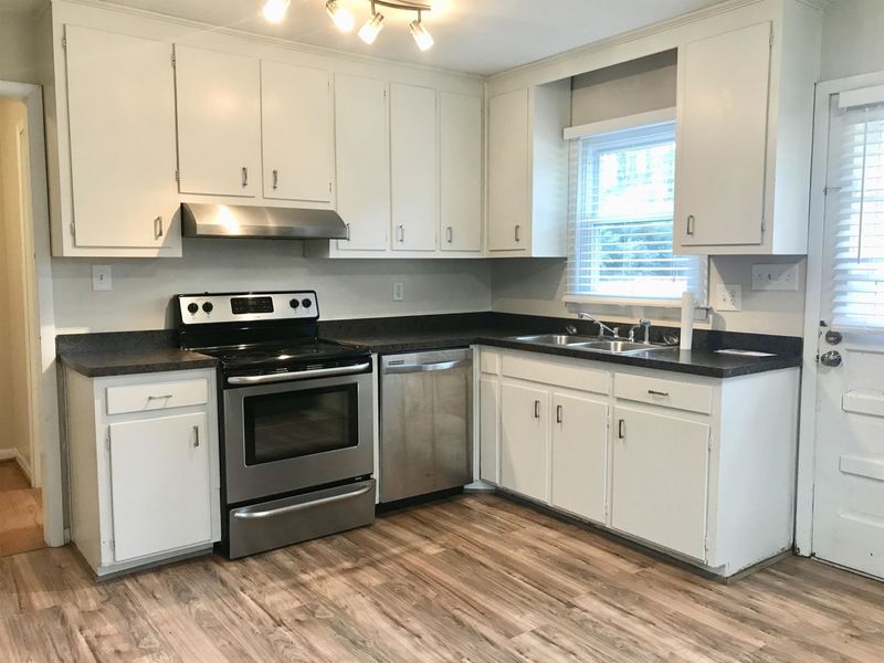 5131-5133 Lundy Dr, Raleigh, NC 27606