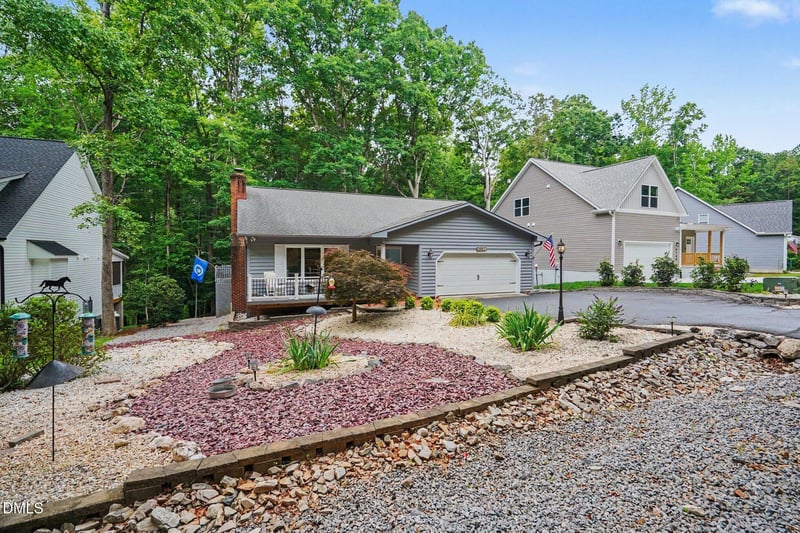 5131 Cardinal Cir, Sanford, NC 27332