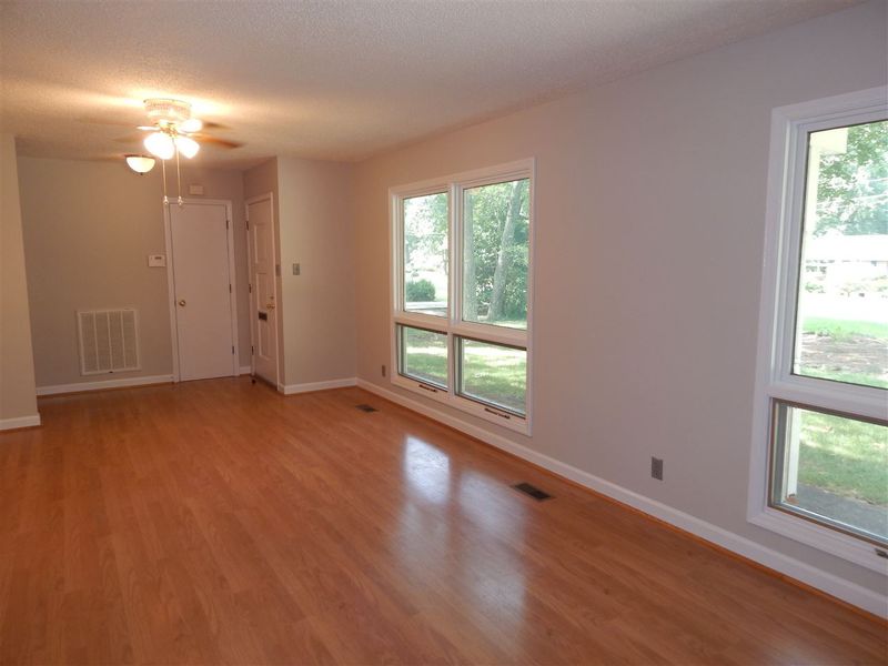 5132 Kenwood Rd, Durham, NC 27712