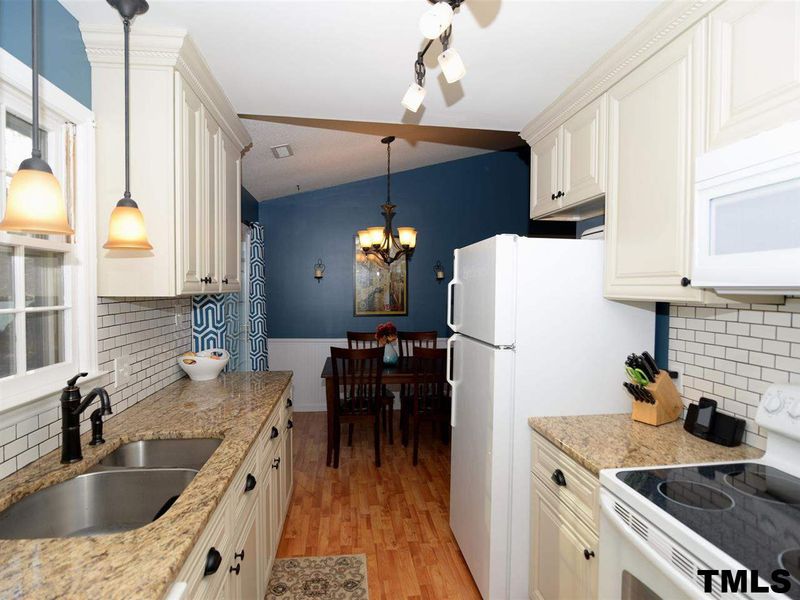 5132 Shield Cir, Raleigh, NC 27603