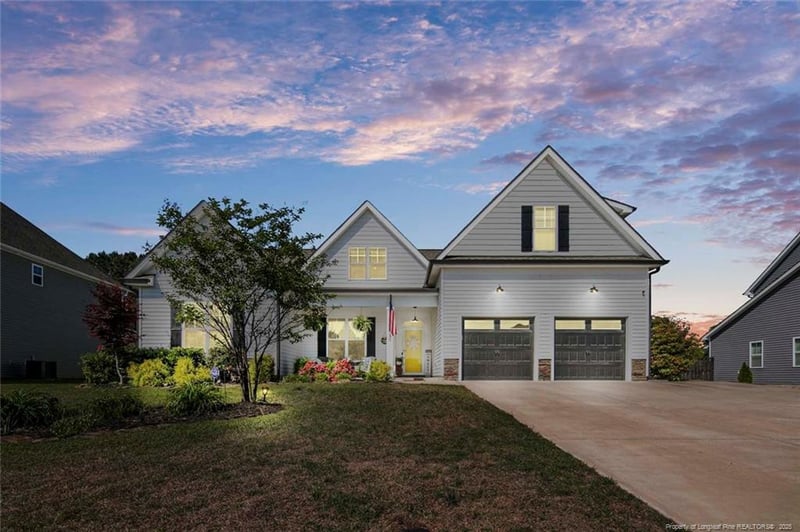 5132 Thruway Rd, Hope Mills, NC 28348