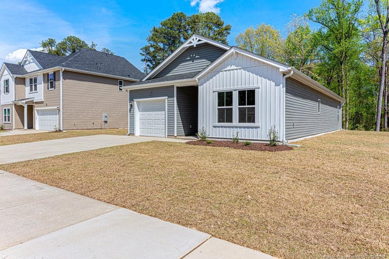 5132 Tyndall Dr, Sanford, NC 27330