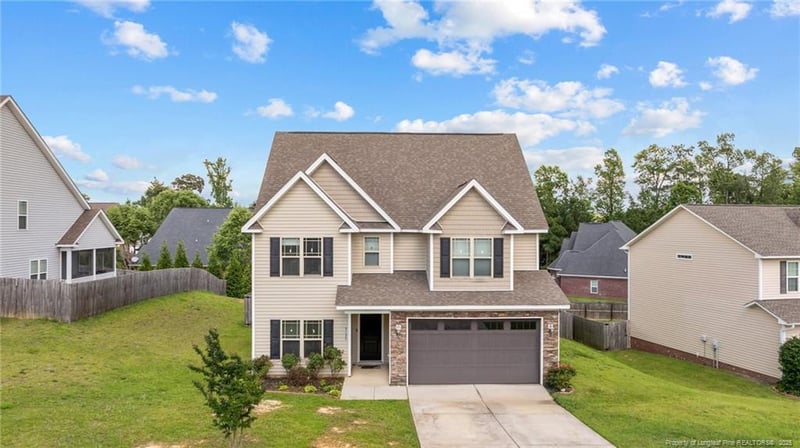 5135 Paul Peel Pl, Hope Mills, NC 28348