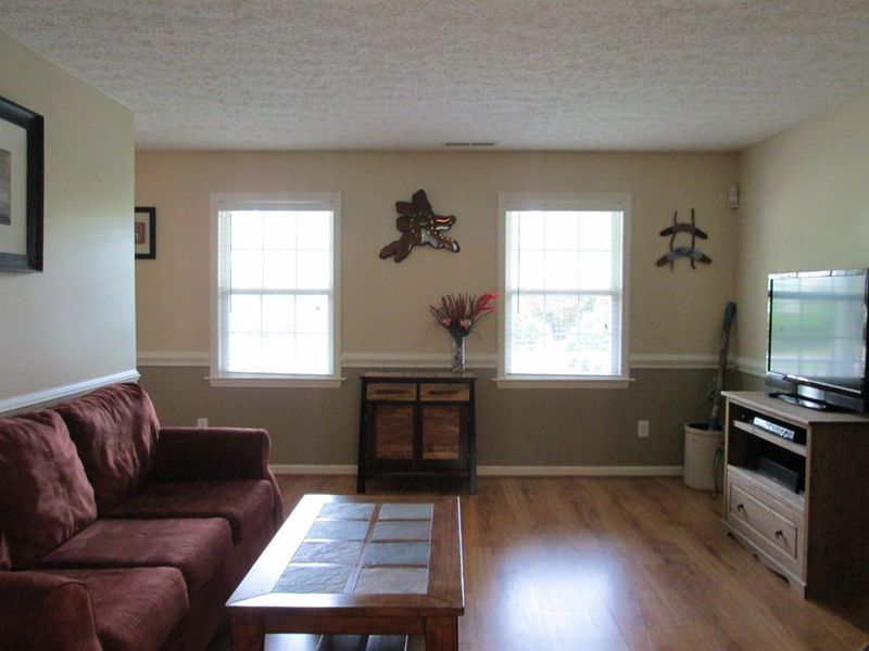 5138 Grandale Dr, Durham, NC 27713
