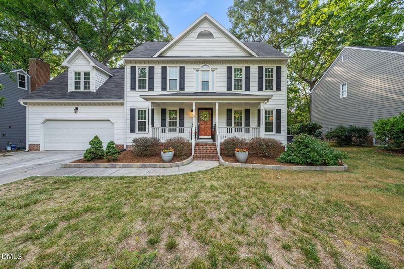 514 Autumngate Dr, Cary, NC 27518