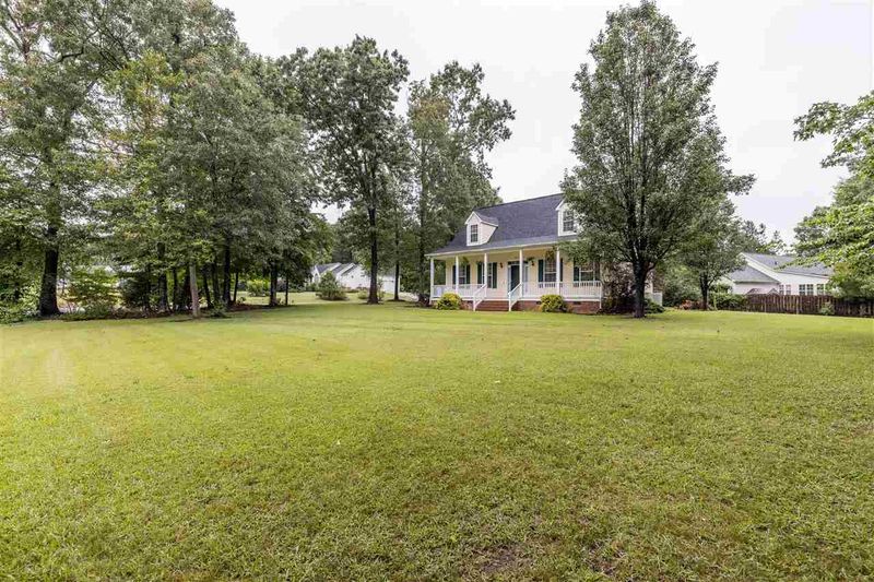 514 Carlton St, Clayton, NC 27520