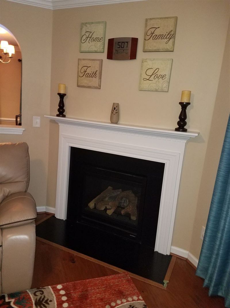 514 Farm House Ln, Durham, NC 27703