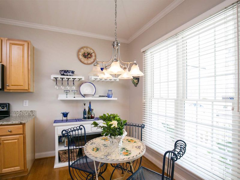 514 Franklin Manor Ln, Cary, NC 27519
