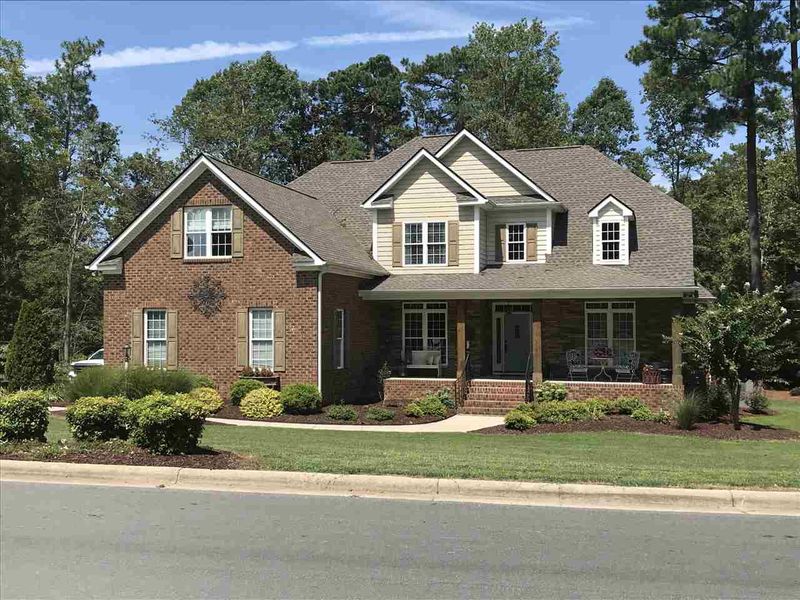 514 W Franklin St, Zebulon, NC 27597