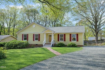 514 Holtz Ln, Cary, NC 27511