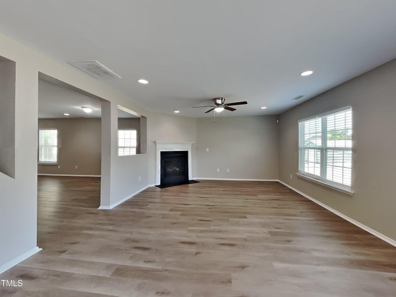 514 Kerriann Ln, Clayton, NC 27520