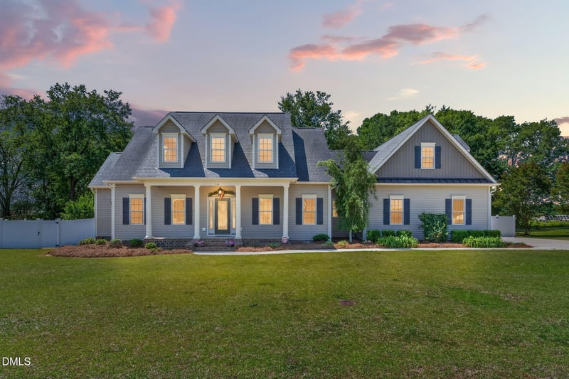 514 Lincoln St, Benson, NC 27504