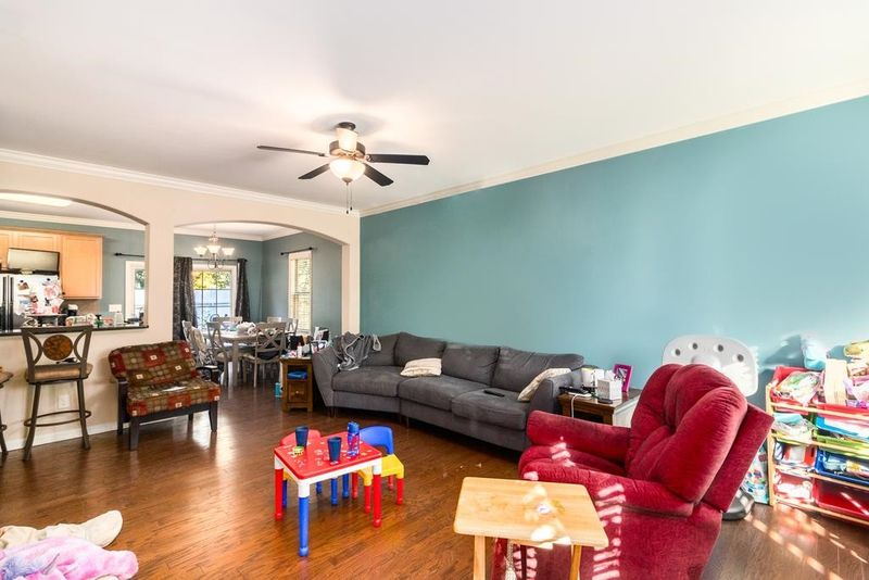 514 Matheson Pl, Cary, NC 27511