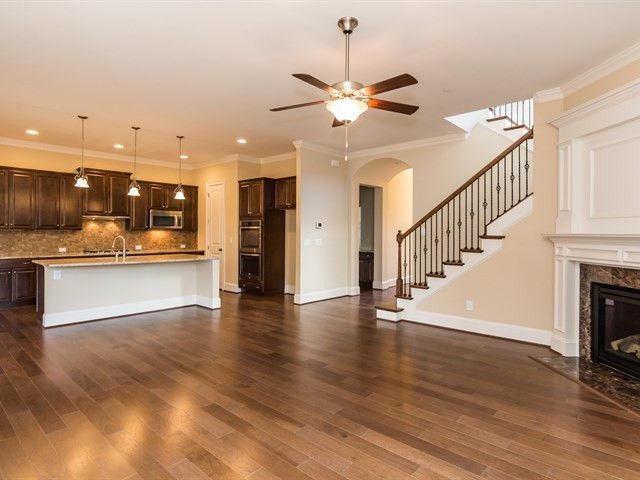 514 Mitchell St, Hillsborough, NC 27278