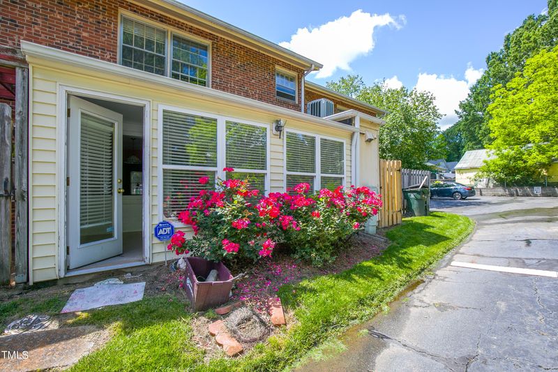 514 Peele St #B, Burlington, NC 27215