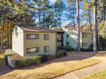 514 Pine Ridge Pl, Raleigh, NC 27609