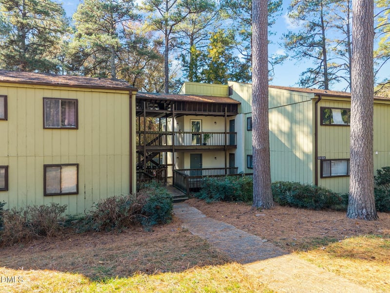 514 Pine Ridge Pl, Raleigh, NC 27609
