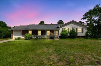 514 Roundtree Dr, Fayetteville, NC 28303