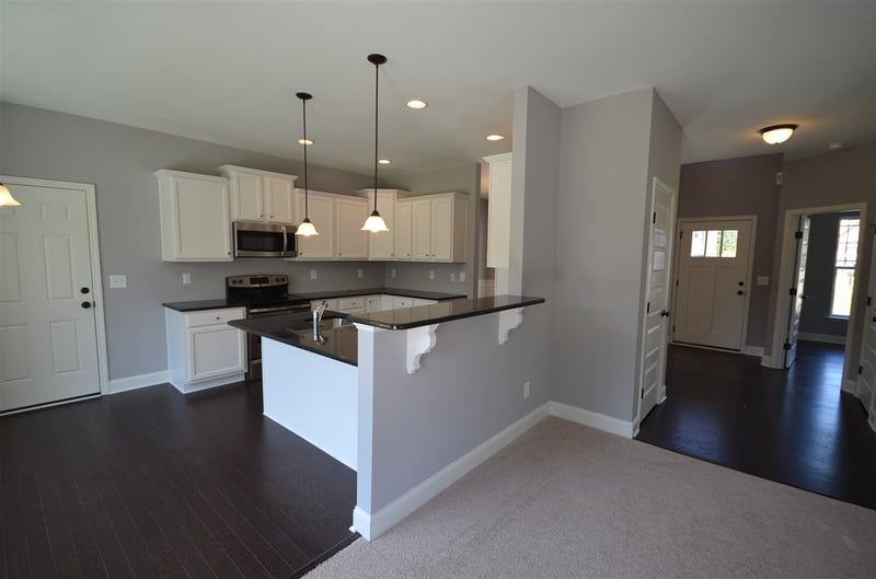 514 Sea Mist Dr, Sanford, NC 27331