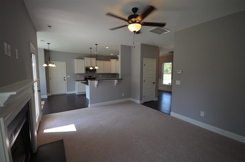 514 Sea Mist Dr, Sanford, NC 27331