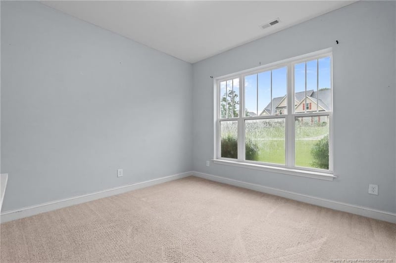 514 Sea Mist Dr, Sanford, NC 27332